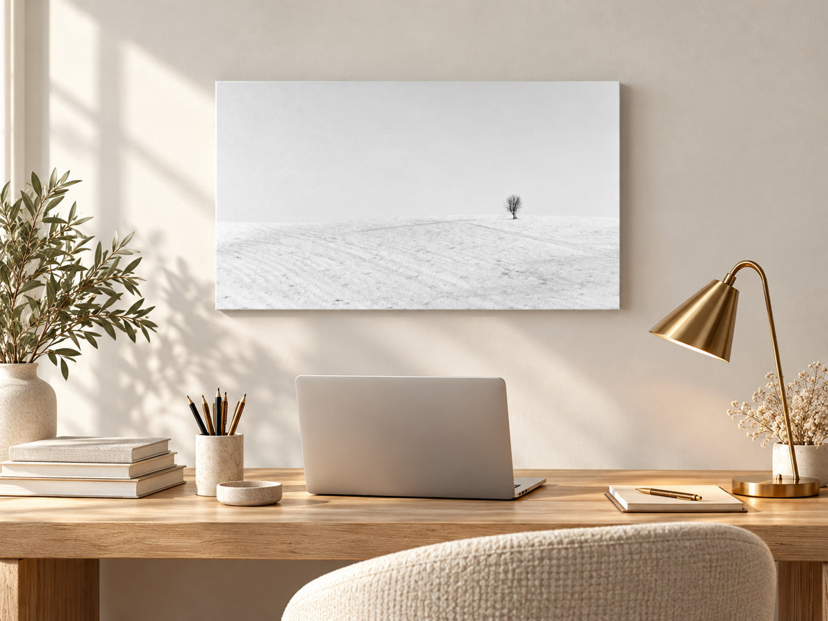 Minimalista téli tájkép vászonképen dolgozószobában